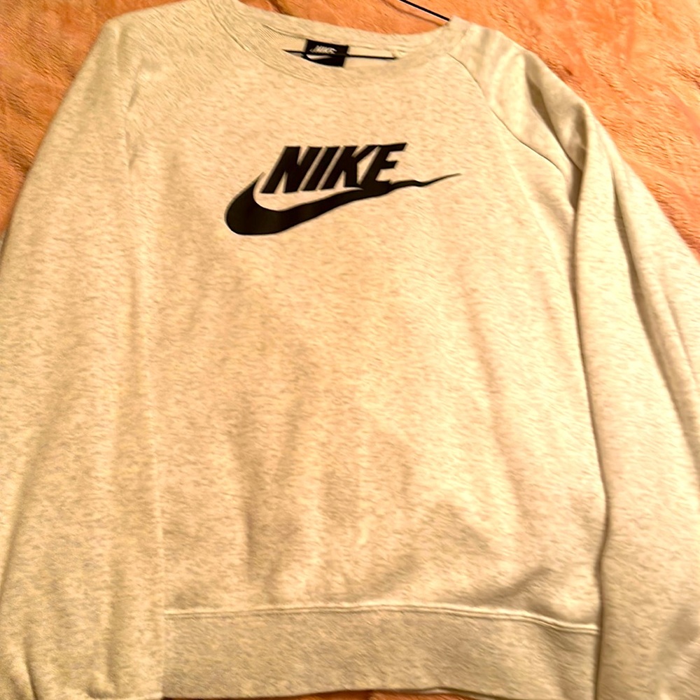 Nike sweatshirt